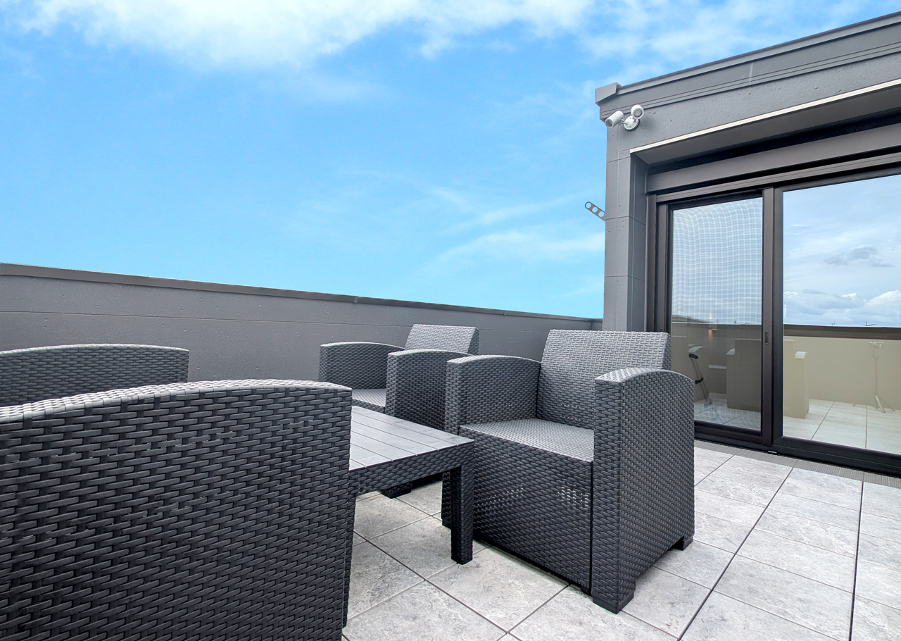 プライベートなアウトドアリビング