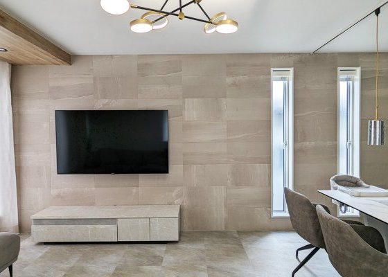 ２階に配置した明るいリビング